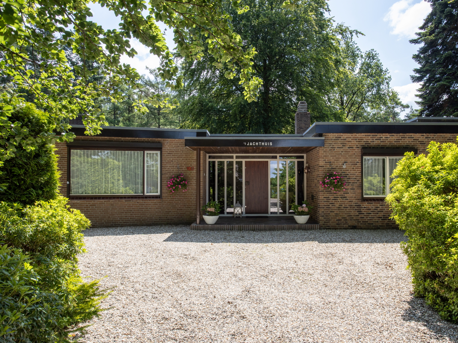 Bovendwarsweg 103 in Oldebroek